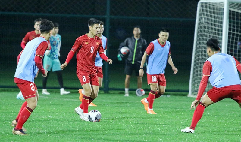 dt-viet-nam-so-huu-hang-cong-manh-tai-aff-cup-2024